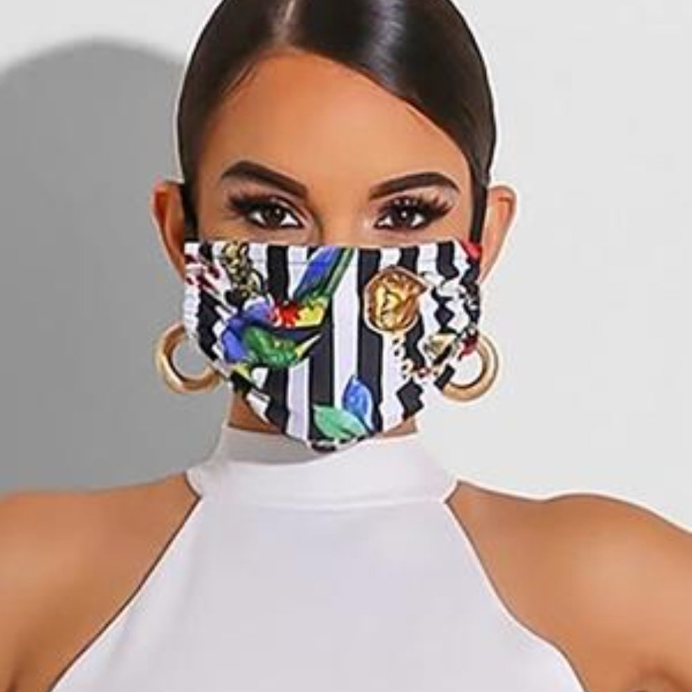 In the Jungle Animal Print Face Mack Black - Picture 2 of 5